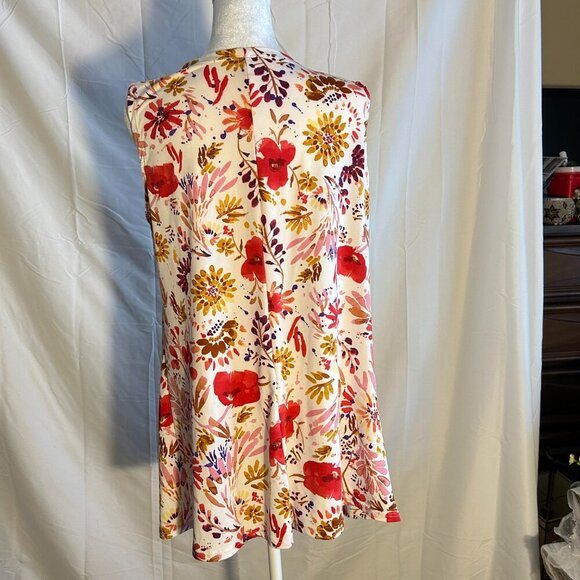 Flirty Pink Sleeveless Top Size 1X Multi Color - Picture 3 of 6